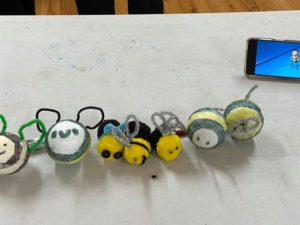 Bee craft items