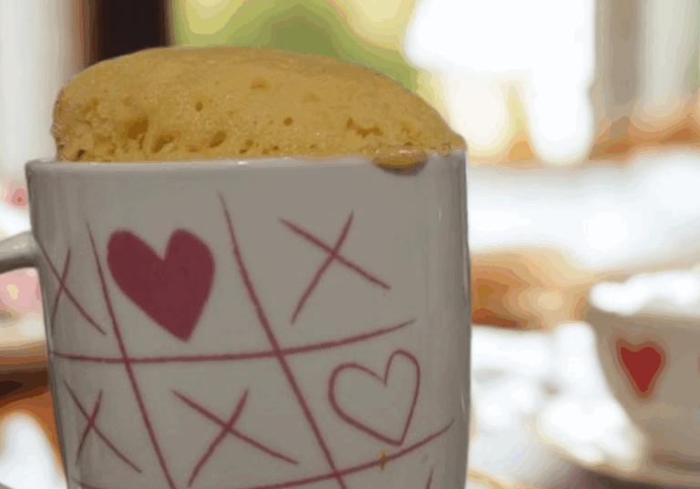 Golden Syrup Microwave Mug Cake