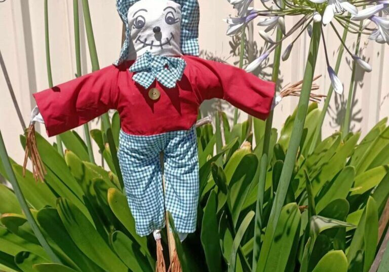 Scarecrow Badge (7)